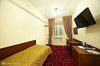 Гостиница Центральная Брянск Эконом одноместный (SGL)-2